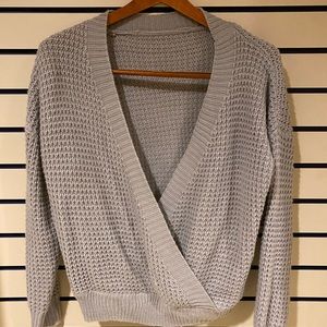 Low V neck grey sweater